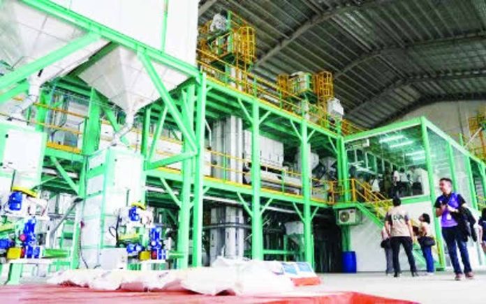 palay_modernization_copy_compressed_resized The state-of-the-art National Food Authority Modernized Rice Processing Center in Dumangas, Iloilo was the first to be completed among the 36 modernized post-harvest sites nationwide. PHOTO COURTESY OF BALITA HALIN SA KAPITOLYO