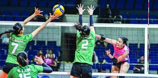 Creamline Cool Smashers’ Alyssa Valdez unloads a powerful hit against the defense of Ho Chi Minh City during their 2026 PVL Invitational Conference match at the Smart Araneta Coliseum. PVL