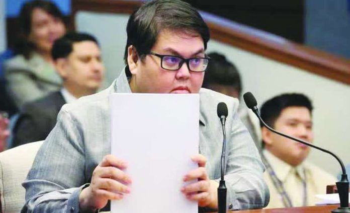 Anti-Money Laundering Council (AMLC) Secretariat Executive Director Atty. Ronel U. Buenaventura takes the witness stand at the impeachment trial of Vice President Sara Duterte-Carpio at the Senate in Pasay City. Buenaventura is being presented by the House prosecution panel to testify on financial records, covered transaction reports, and alleged unexplained wealth under Article II of the impeachment charges. INQUIRER PHOTO / NIÑO JESUS ORBETA