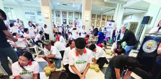 Participants perform Hands-Only CPR during a life-saving training program at the Bacolod City Government Center lobby on October 22, 2026. MAE SINGUAY/PN