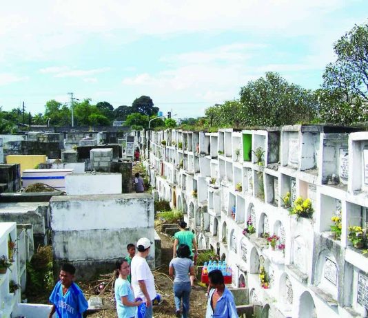 Bacolod prepares cemeteries, regulates vendors for Undas 2026 Bacolod City is preparing public cemeteries, including Bacolod North Public Cemetery, for the expected influx of visitors during the observance of All Saints’ Day and All Souls’ Day on November 1 and 2. The city will also regulate vendors and implement traffic measures to ensure an orderly observance. PN FILE