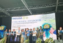 P78.9-M projects boost livelihood, peace efforts in Cadiz Negros Occidental Gov. Eugenio Jose Lacson and Office of the Presidential Adviser on Peace, Reconciliation and Unity Secretary Mel Senen Sarmiento lead the ribbon-cutting ceremony for the turnover of P78.9 million worth of infrastructure projects in Cadiz City, Negros Occidental, on October 9, 2026. Joining them are Cadiz City Mayor Salvador Escalante Jr., Kapatiran para sa Progresibong Panlipunan chairperson Maria Veronica “Ka Inca” Tabara, Negros Occidental Second District Rep. Alfredo Marañon III and other officials. MAE SINGUAY/PN
