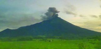 A sped-up footage captured by the Mansalanao, Upper Pantao and Canlaon City observation stations shows Kanlaon Volcano emitting ash at 5:15 a.m. on Oct. 11, 2026. The grayish plume rose about 600 meters above the summit crater and drifted generally west. PHIVOLCS maintains Alert Level 2 over the volcano. PHIVOLCS-DOST