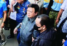 The Sandiganbayan’s 3rd Division suspended Sen. Rodante Marcoleta on Monday over his plunder case, in which he is accused of accepting a P75-million donation while serving as a party-list representative, which he admitted to in a television interview in November last year. INQUIRER FILE PHOTO / GRIG C. MONTEGRANDE