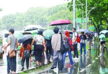 Routine rainfall cuts Filipinos’ work hours, hitting day-to-day, contractual workers Routine rainfall is associated with statistically significant reductions in weekly working hours among Filipino workers. Workers in day-to-day and short-term employment arrangements, particularly those in agriculture, fisheries, construction, transport, and other outdoor occupations, are more vulnerable to income losses during rainy periods. PNA