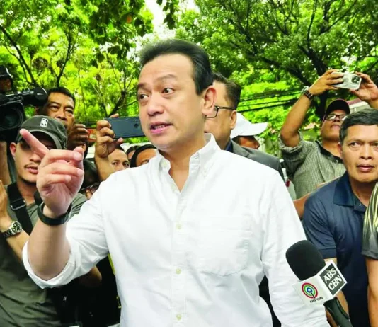 Trillanes links P319-M China funds to Sara husband’s firm Former senator Antonio Trillanes IV claims a banana chips company owned by Vice President Sara Duterte-Carpio’s husband received P319 million from the Chinese government and China-based corporations. “Ito ang paraan ng China na pagsuporta sa mag-asawang Duterte. Dapat kikilabutan po tayo rito, kasi vice president po siya, may national security implications, bawal po ‘yan,” he says. FILE PHOTO BY TETCH TORRES