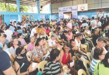 CITY HALL SERVICES CLOSER TO THE PEOPLE. Ilonggos flock to the Atipan-on-the-Move caravan to access various government services right in their own community, bringing the Iloilo City Government closer to the people it serves. Through this initiative, Mayor Raisa S. Treñas fulfils her commitment to make essential services more accessible and ensure that help reaches those who need it most. ILOILO CITY PIO PHOTO