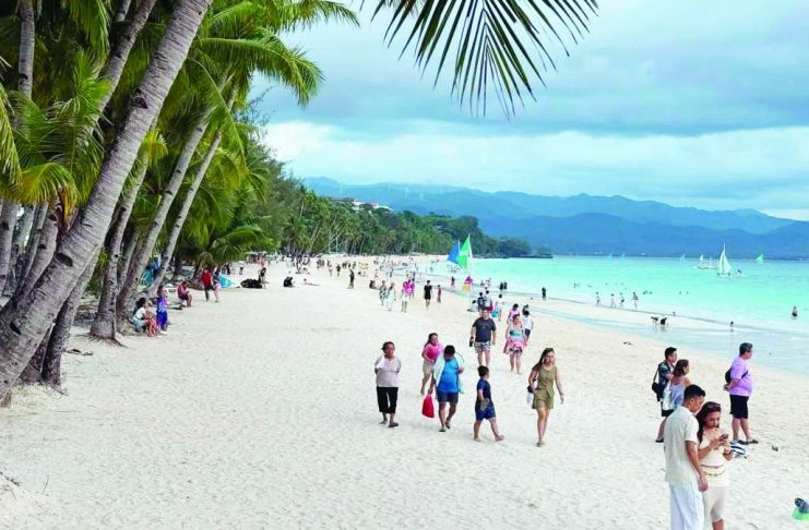 Boracay shines in US, UK Condé Nast awards 2026 Boracay Island secures top rankings in the 2026 Condé Nast Traveler Readers’ Choice Awards. RELAKS KA LANG CH/FACEBOOK PHOTO