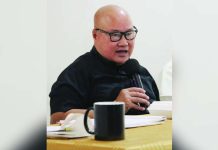 4.2 MILLION WV VOTERS CAUGHT IN BSKE DELAY; Church backs SC challenge to restore Nov. 2 polls Monsignor Meliton Oso, director of the Jaro Archdiocesan Social Action Center, says repeated barangay election postponements deprive citizens of their right to choose their grassroots leaders. ALLEN ANIMAS/PN