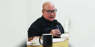 Monsignor Meliton Oso, director of the Jaro Archdiocesan Social Action Center, says repeated barangay election postponements deprive citizens of their right to choose their grassroots leaders. ALLEN ANIMAS/PN