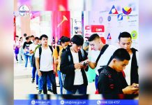 A recent job fair in Iloilo City organized by the Department of Labor and Employment – Region 6 brought together employers offering thousands of vacancies across various industries. Job applicants included fresh graduates who queued to be interviwed. DOLE REGION 6