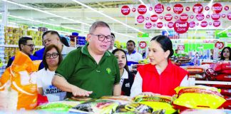 DTI: No price hikes for basic goods ahead of ‘Undas’ Agriculture Secretary Francisco P. Tiu Laurel Jr. and Trade Secretary Ma. Cristina A. Roque lead the Special Joint Market Monitoring at a supermarket in Cubao, Quezon City. The Department of Trade and Industry says there are no requests for price hikes yet from manufacturers and no indication of price increases due to El Niño. DEPARTMENT OF AGRICULTURE PHOTO