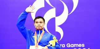 GOLDEN TRIUMPH. Filipino para swimming star Ernie Gawilan captures the Philippines’ first gold medal at the 5th Asian Para Games in Japan after dominating the men’s 400-meter freestyle S7 event. His winning performance also earned him a berth in the 2028 Los Angeles Paralympics. PSC-PPC MEDIA