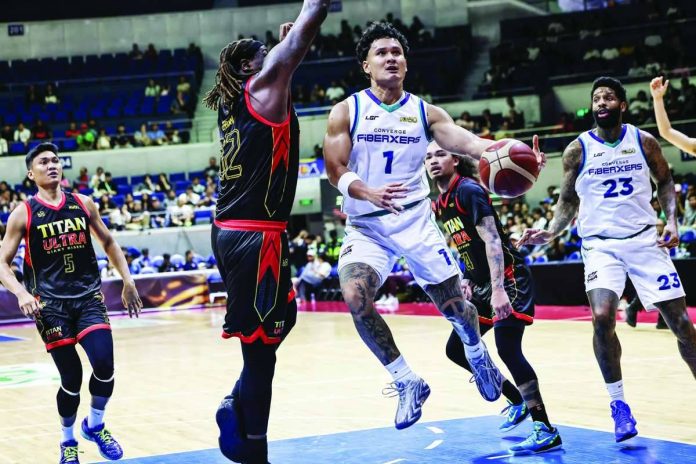 sports_Gomez_compressed_resized Converge FiberXers guard Juan Gomez de Liaño delivers 32 points, 13 assists and 12 rebounds to power his team to a commanding 152-119 victory over Titan Ultra Giant Risers in the PBA Season 50 Governors’ Cup. PBA