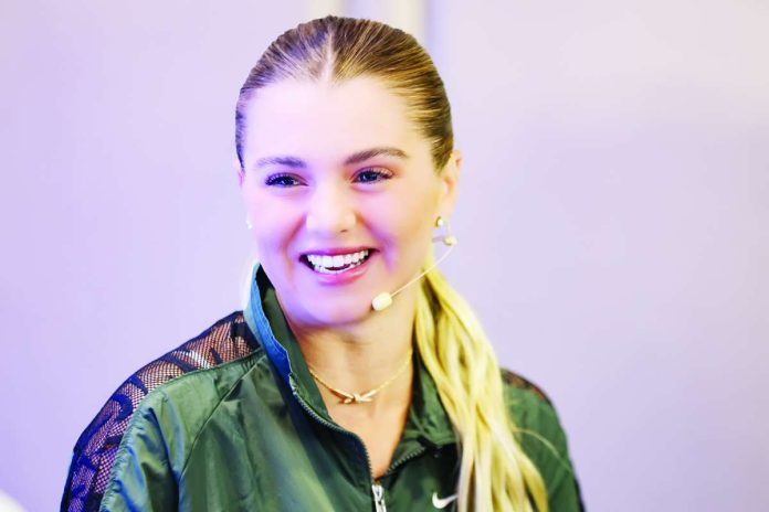 sports_World_compressed_resized American pickleball superstar Anna Leigh Waters is set to return to the Philippines on December 9 to headline the IAM Worldwide Pickleball Showdown at the Smart Araneta Coliseum. CONTRIBUTED PHOTO